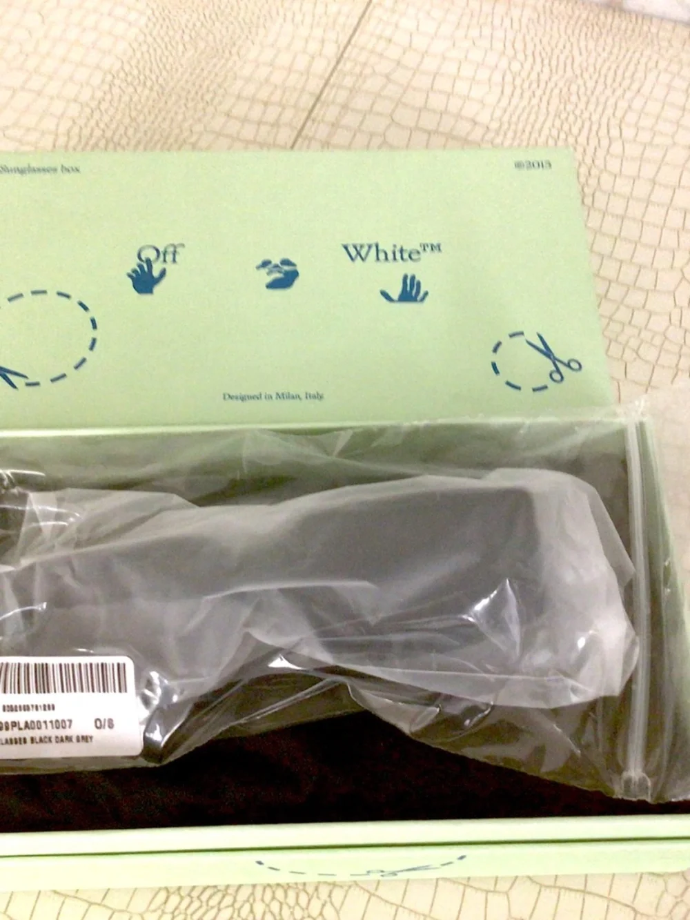 Brand New Rare OFF-WHITE Arthur Rectangle Sunglasses  Black/Dark Grey (OER1016)